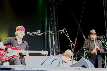 037-Muzsikas-Wovenhand-Sziget-2009-038.jpg.medium.jpeg
